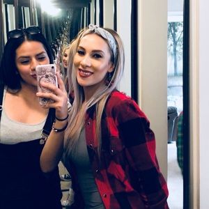 Meet your Posher, Marla